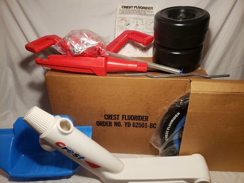 Rare vintage nos 1984 crest - vintage,