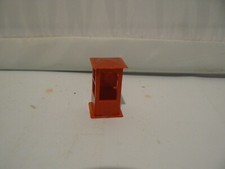 model HO red phone booth ref: 4093