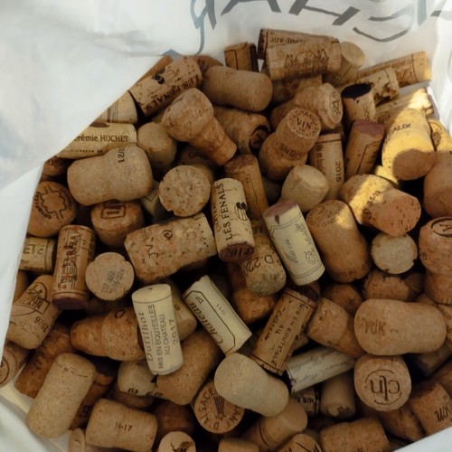 ++ Lot de 300 bouchons en