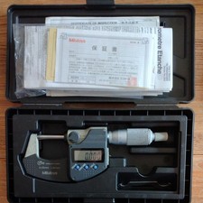 Micromètre numérique