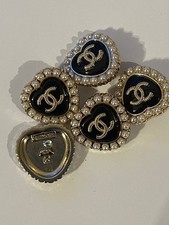 Boutons Chanel Vintage coeur