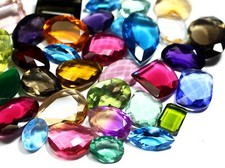 Pierres précieuses à
