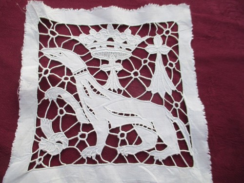 Grand médaillon broderie main - grand,