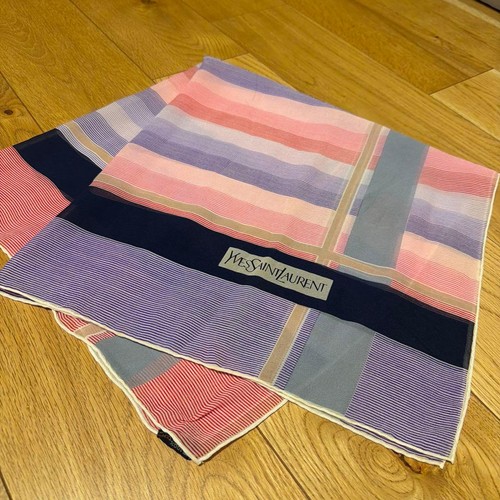 Foulard soie yves saint - en,