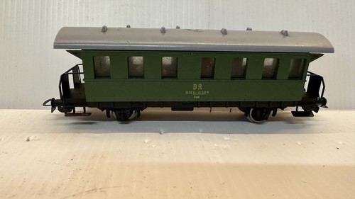Voiture verte 26 - voiture, à