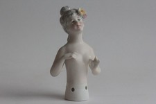 Demi figurine porcelaine