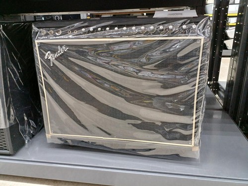 Fender guitar amp super twin - guitar,