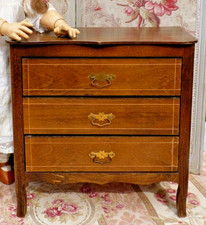 ANCIENNE COMMODE MINIATURE en
