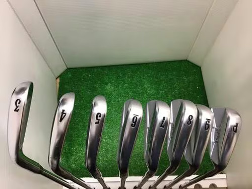 Callaway iron set prototype - set, x