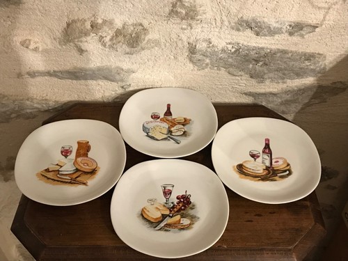 Série assiettes à - de,
