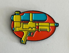 65 - Pin's WOOTBOX - BATTLE - WATER GUN