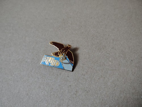 Pin colombophilie médical - pin's,