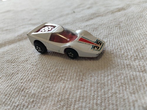 Voiture miniature matchbox - voiture,