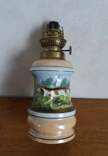 Ancienne lampe pétrole - à,