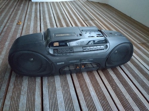 Radio cassettes sanyo - cassettes,