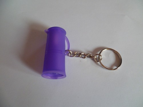 Tupperware neuf porte cle - porte,