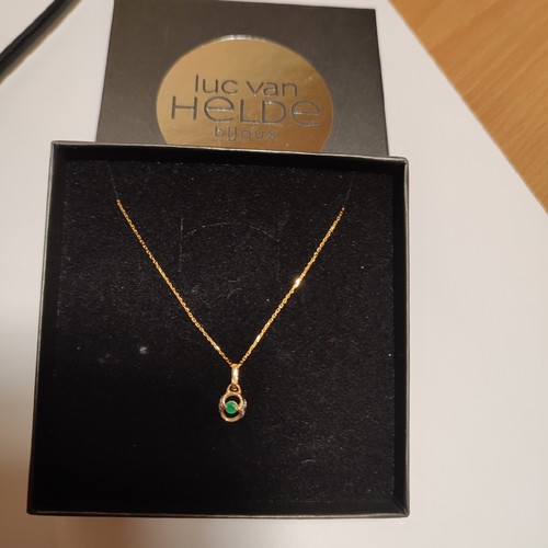 Pendentif fleur émeraude - pendentif, d'émeraude