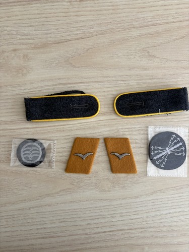 Lot insignes repro - lot,