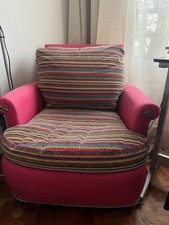 Une paire de fauteuil crapaud