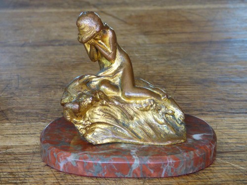 Petite sculpture bureau en - sculpture, de