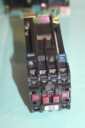 Telemecanique contacteur