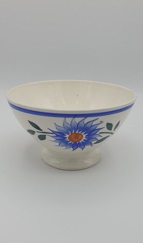 Ancien bol sur - , en