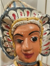 Superbe Marionnette à fils