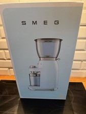 Broyeur À Café SMEG Neuf