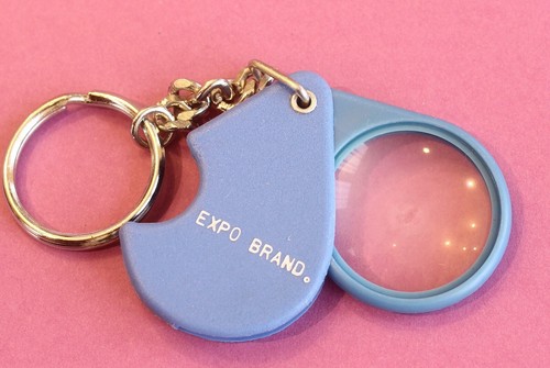 Porte clé loupe -  horloger,