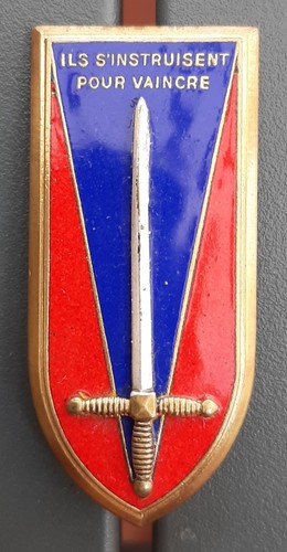 Insigne émail esm saint - insigne,