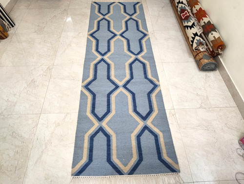 Tapis bleu scandinave suédois