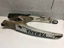 UN BRAS OSCILLANT MOTO YAMAHA