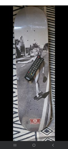 Madonna planche skate board - madonna,