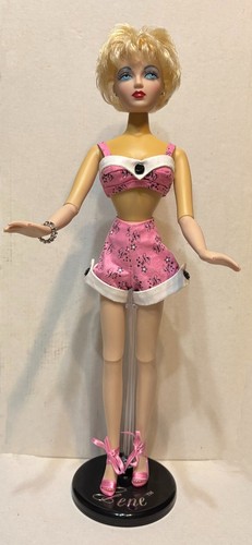 Simply gene costume de - gene,