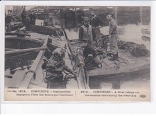 COMPIEGNE: diver clearing the