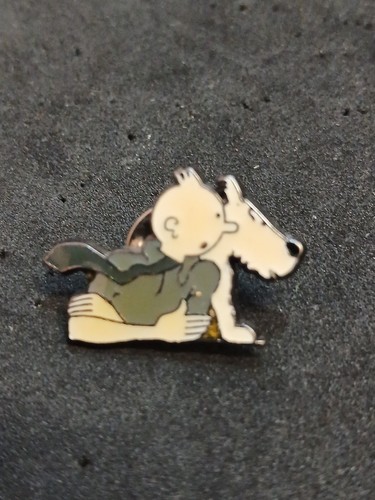 Pin tintin milou corner - milou,