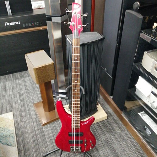 Guitare basse électrique