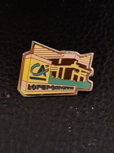 Pin vintage badge - (m3), pin's