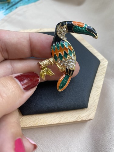 Broche toucan métal doré - broche, toucan,