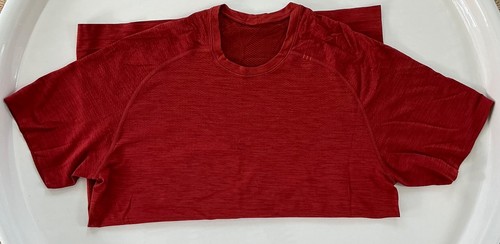 Lululemon metal vent tech - lululemon,