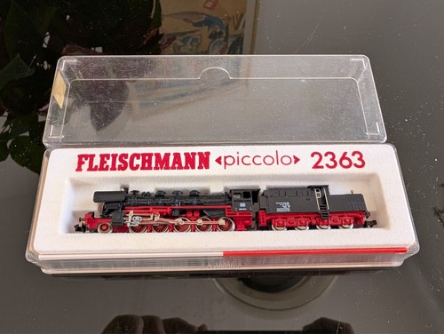 Locomotive tender - à,