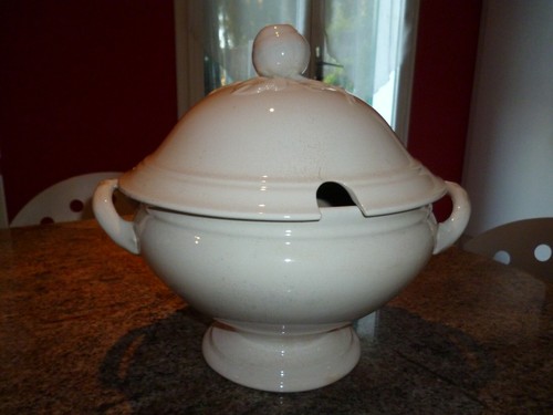 Ancienne soupiere faience - ancienne,