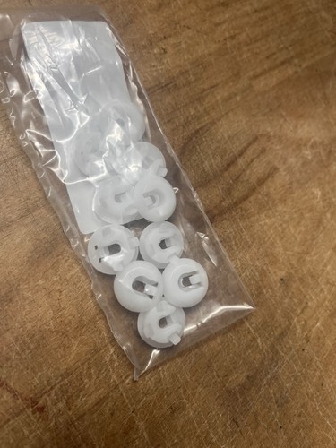 Lot agrafes fixation de - de,