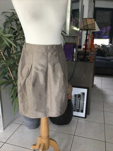 Jupe burberry taille beige - burberry,