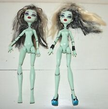 LOT de 2 Poupées MONSTER HIGH Frankie Stein  MATTEL 2008 vintage