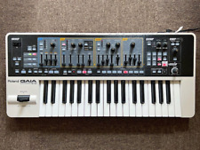 Roland SH-01 GAIA Keyboard Synthesizer Musical equipment