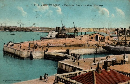 Dunkerque entrée du port - -,