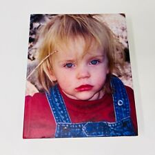 Billie Eilish Livre Français/French Marabout Relié/Hardcover Images Musicienne