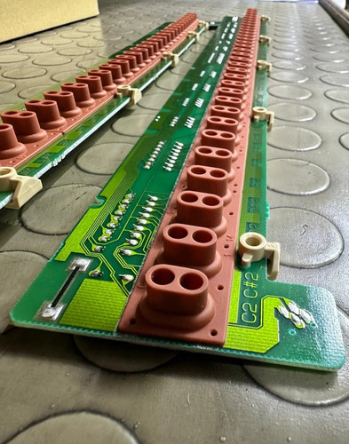 Roland fantom 300 - roland, g6