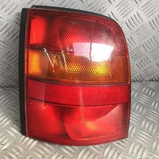 Feu arriere principal gauche